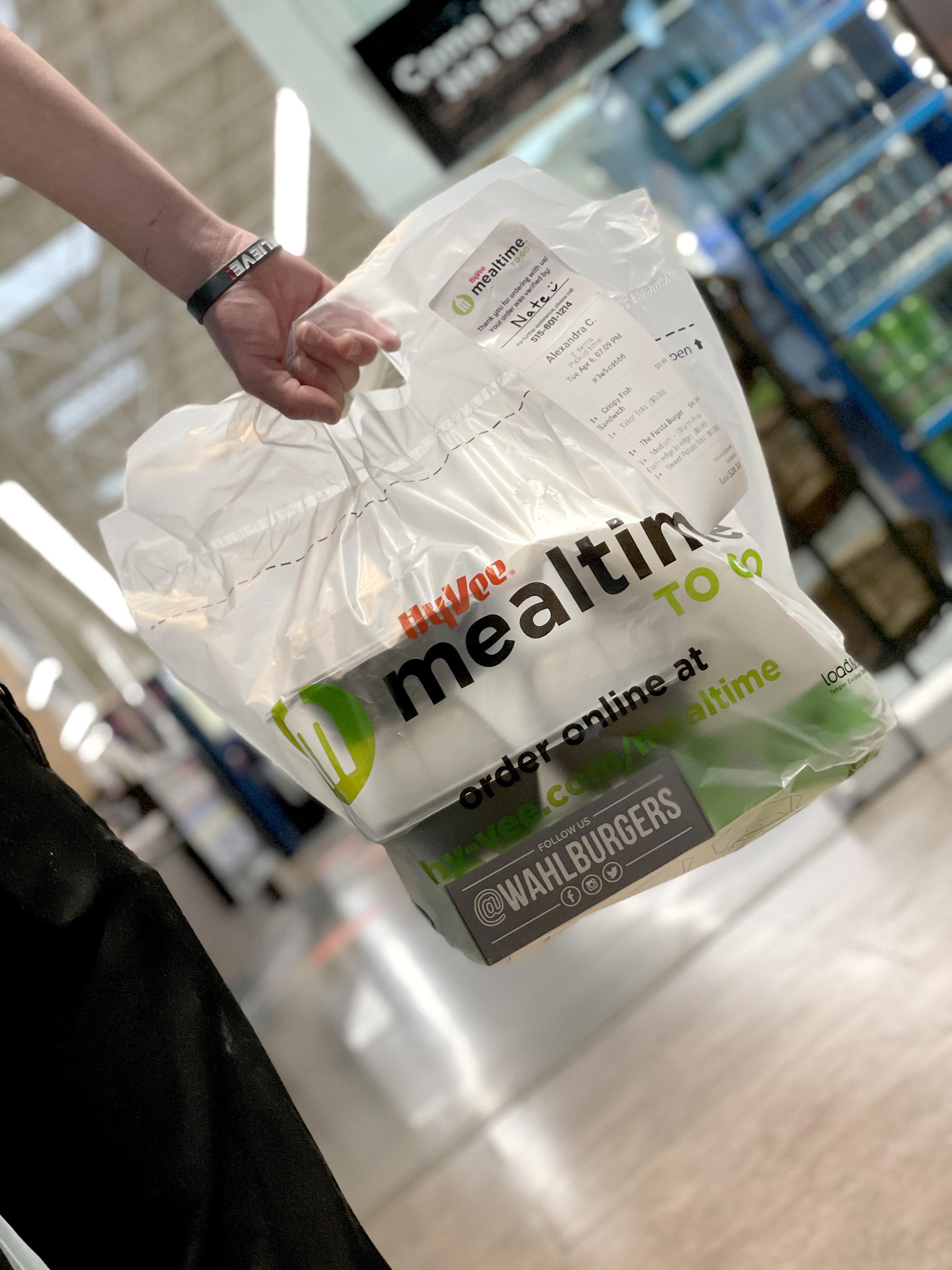 Hy-Vee Mealtime to Go packaging-web.jpg