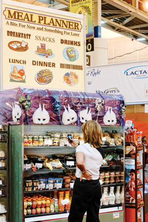 The Show & Sell Center offered retailers ideas for snack-themed displays. 
