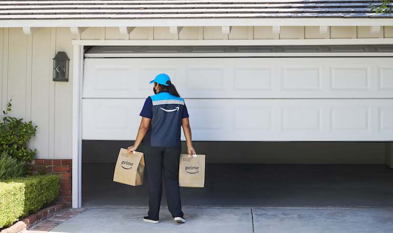 Amazon_Key_In-Garage_Grocery_Delivery-Prime_shopping_bags.jpg