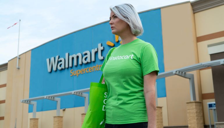 Walmart expands online grocery pickup in Canada