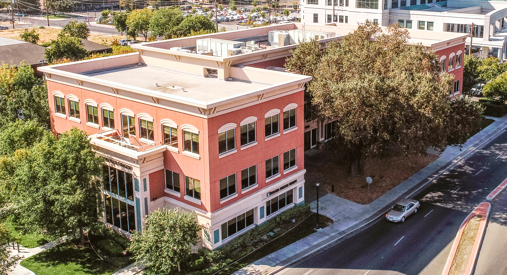 Raley's Lab@AgStart -exterior[1].png