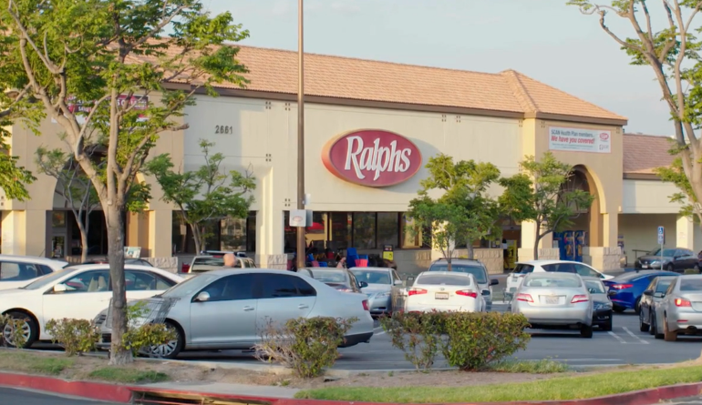 Ralphs Grocery store exterior.PNG