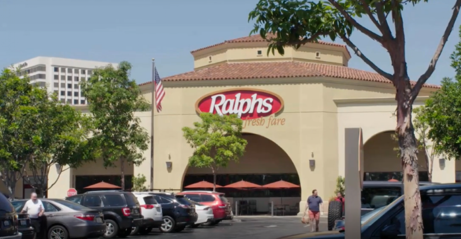Ralphs_store_exterior_California.png