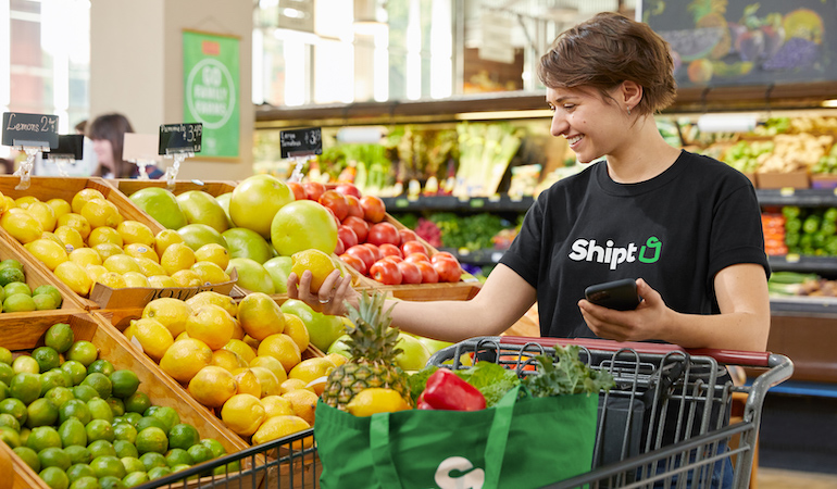 Shipt personal shopper-produce department.jpg