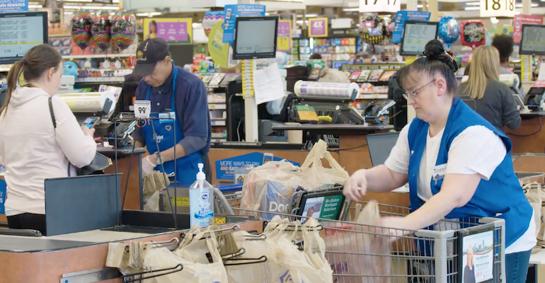 Kroger_checkout_workers-coronavirus_2020.png