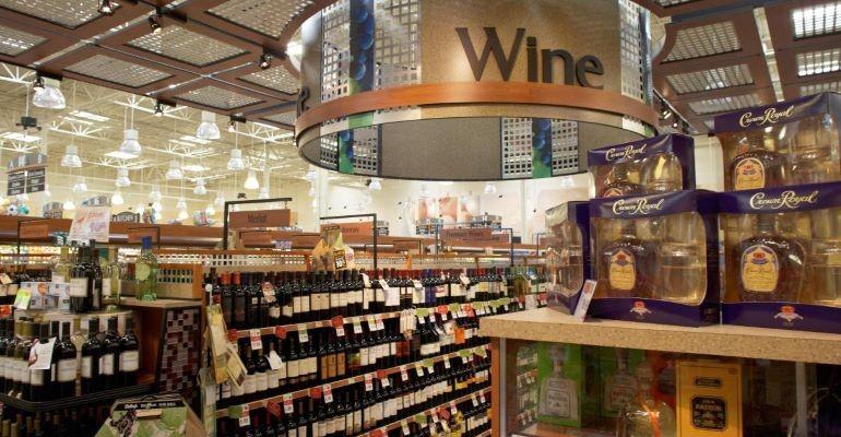 Raley's wine section