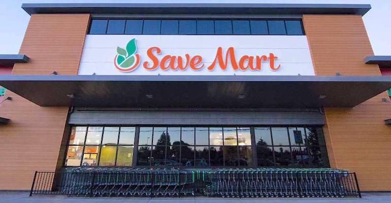 Save_Mart_storefront-closeup.jpg