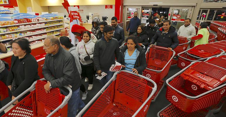 Target-Black_Friday_shoppers-carts.jpg