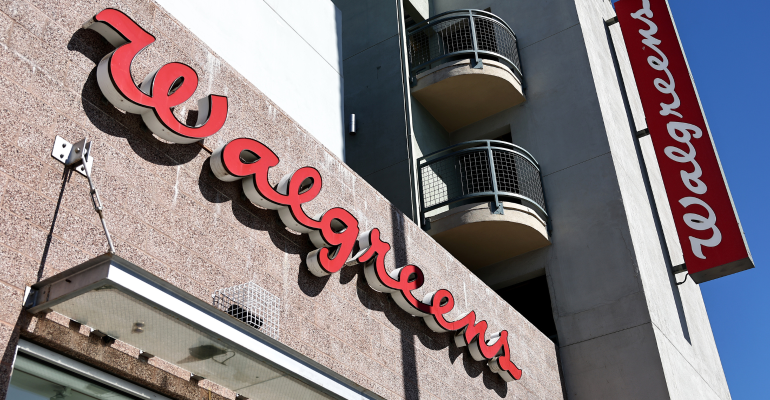 Walgreens cuts bonuses amid financial weakness_1.png