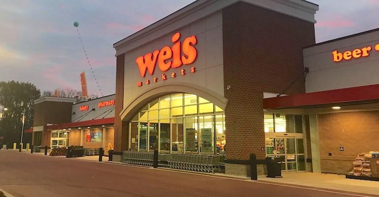 Weis_Markets_beer_cafe_store.jpg