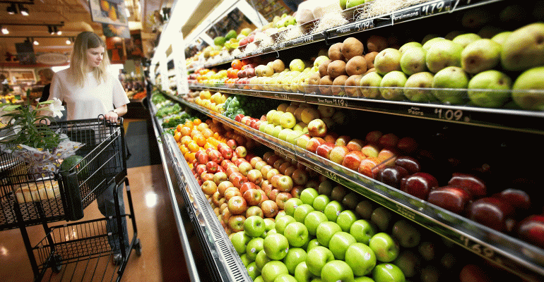 Retailers disappoint in curbing pesticides, expanding organic: report