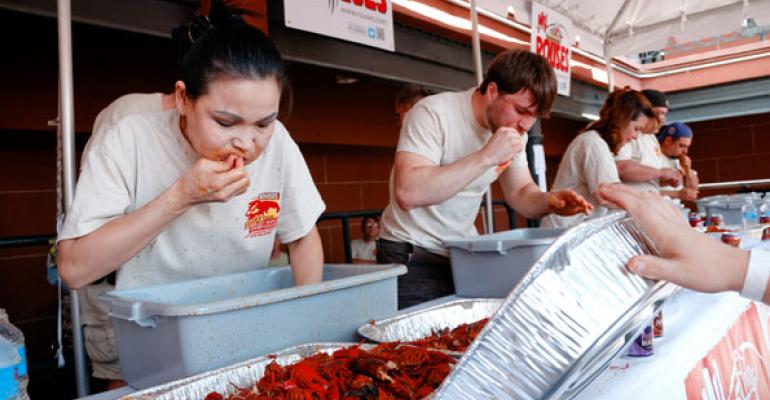 Reigning Champion Outeats Competitors at Rouses Crawfish Contest