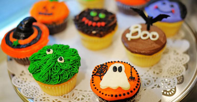 Retailers celebrate Halloween in the bakery