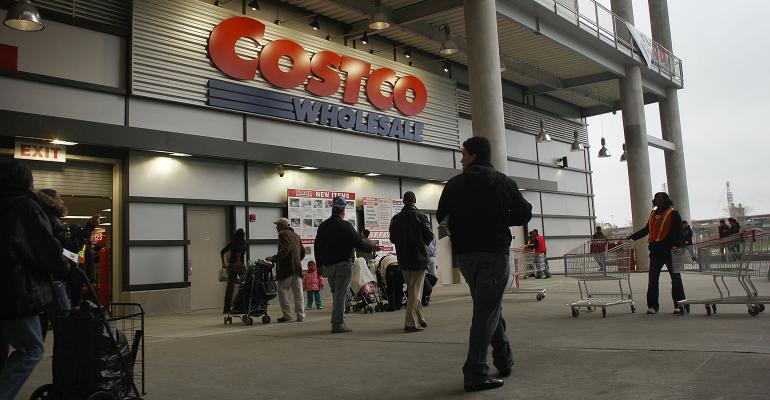 Lower fees, growing organic sales highlight Costco 4Q