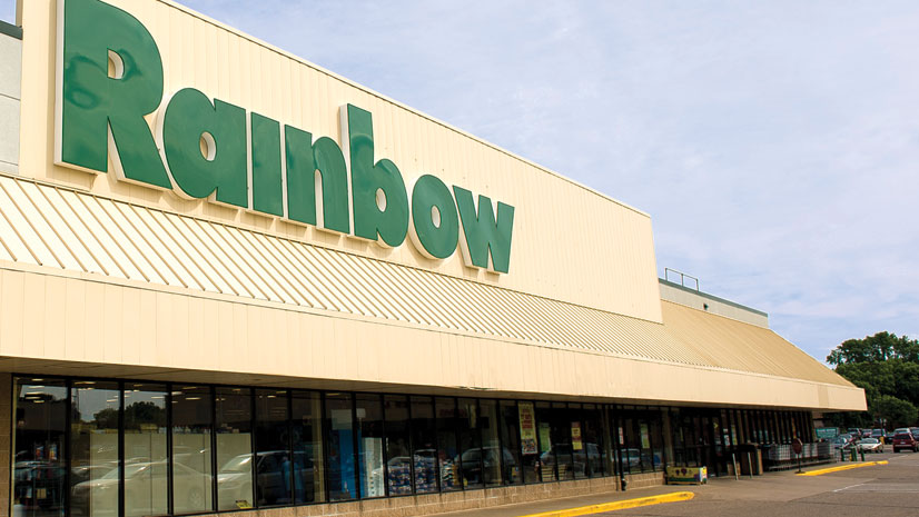 Rainbow Foods, a division of Roundy’s Markets, Milwaukee, has 32 stores in the market with an 11% share, good for third place.