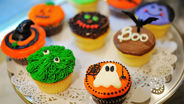 Retailers celebrate Halloween in the bakery | Supermarket News