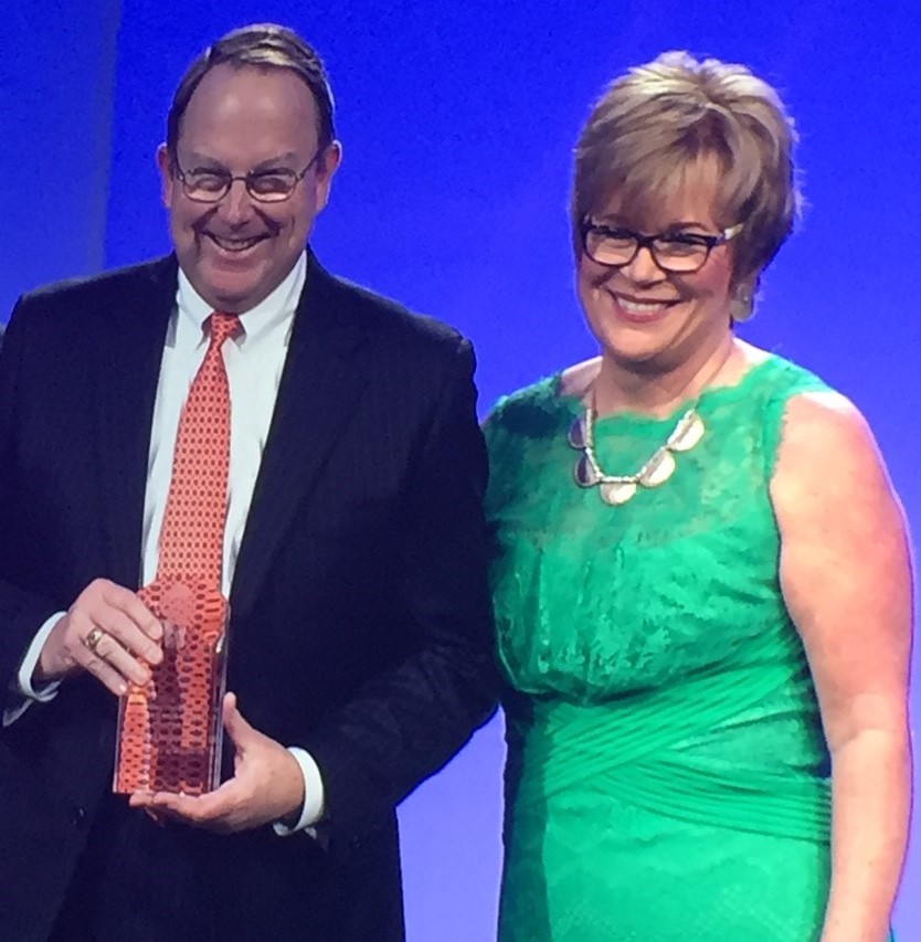 Award-winner Fred Morganthall with FMI's Leslie Sarasin.